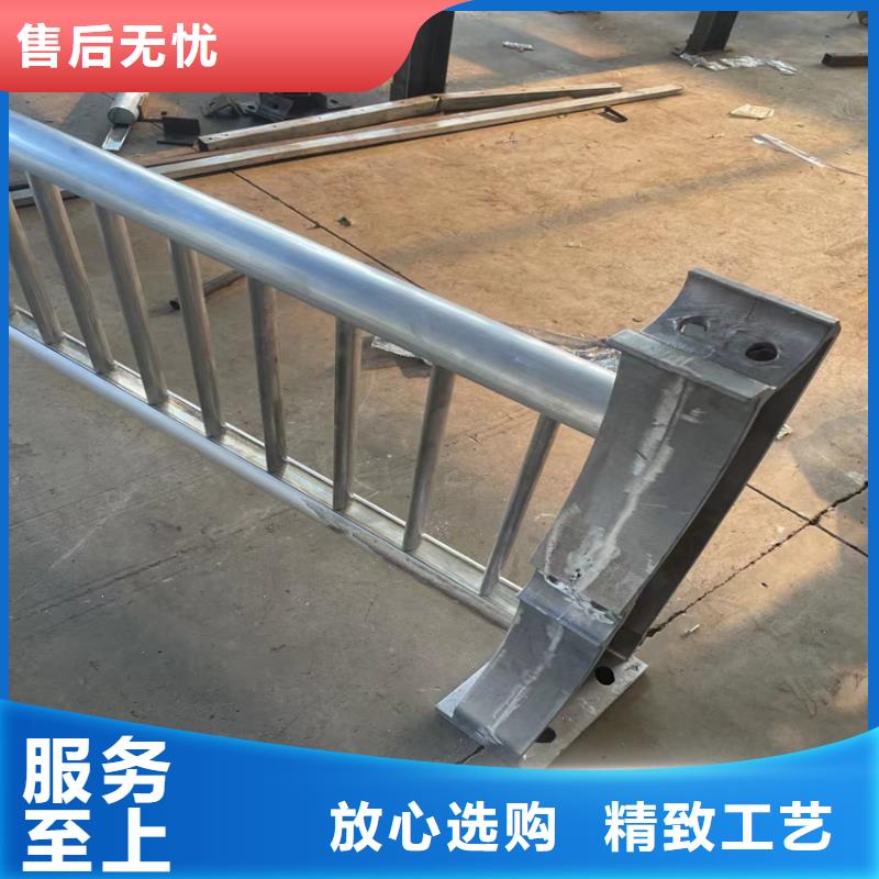 不锈纲复合管护栏多少钱一米