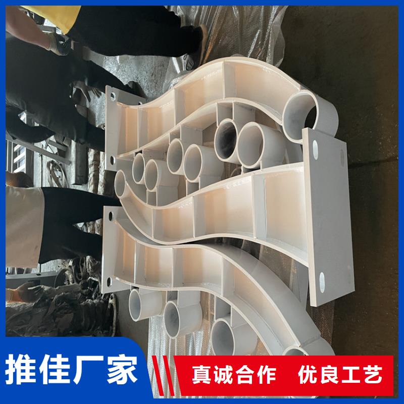 卖不锈钢防撞护栏厂家的生产厂家