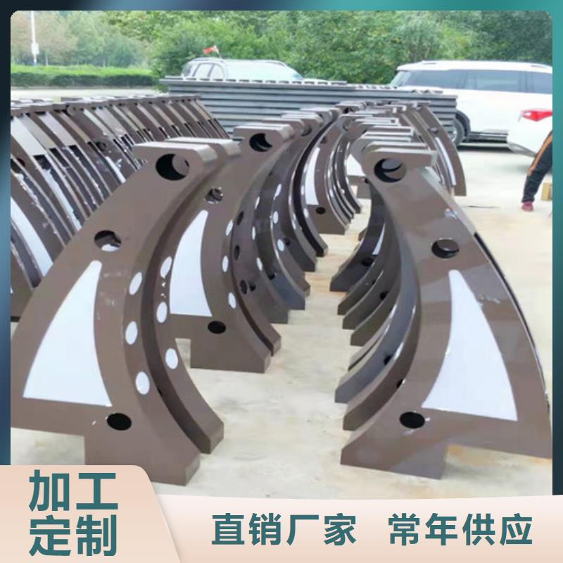 桥梁护栏人车分流栏用品质赢得客户信赖
