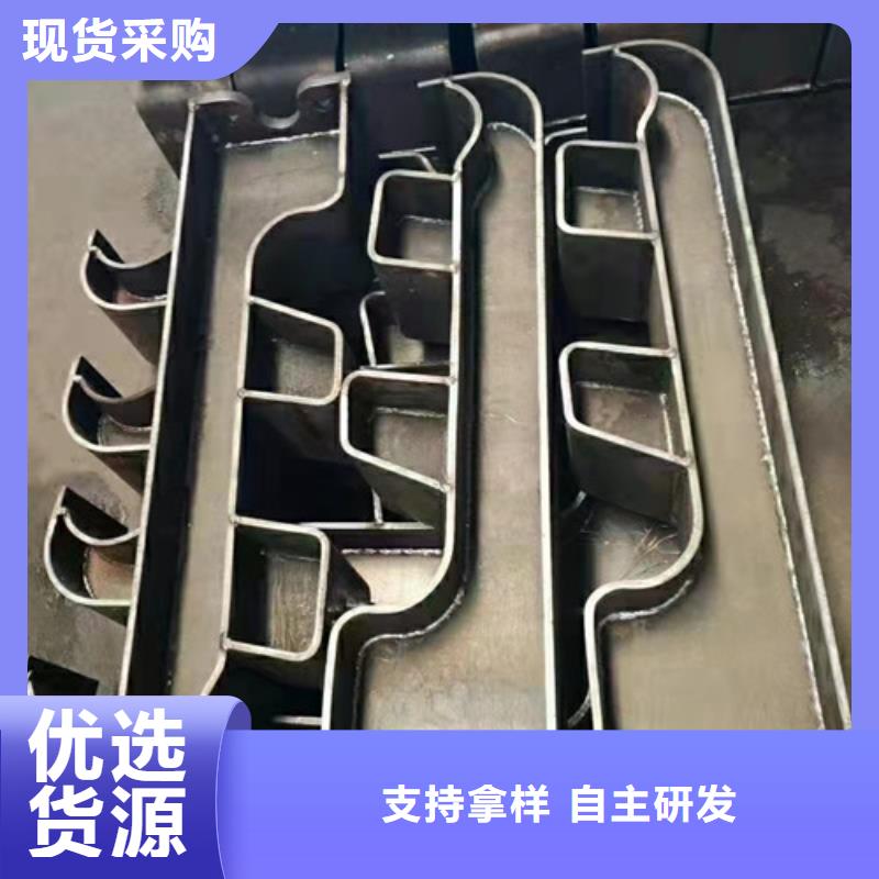 道路护栏不锈钢立柱精心