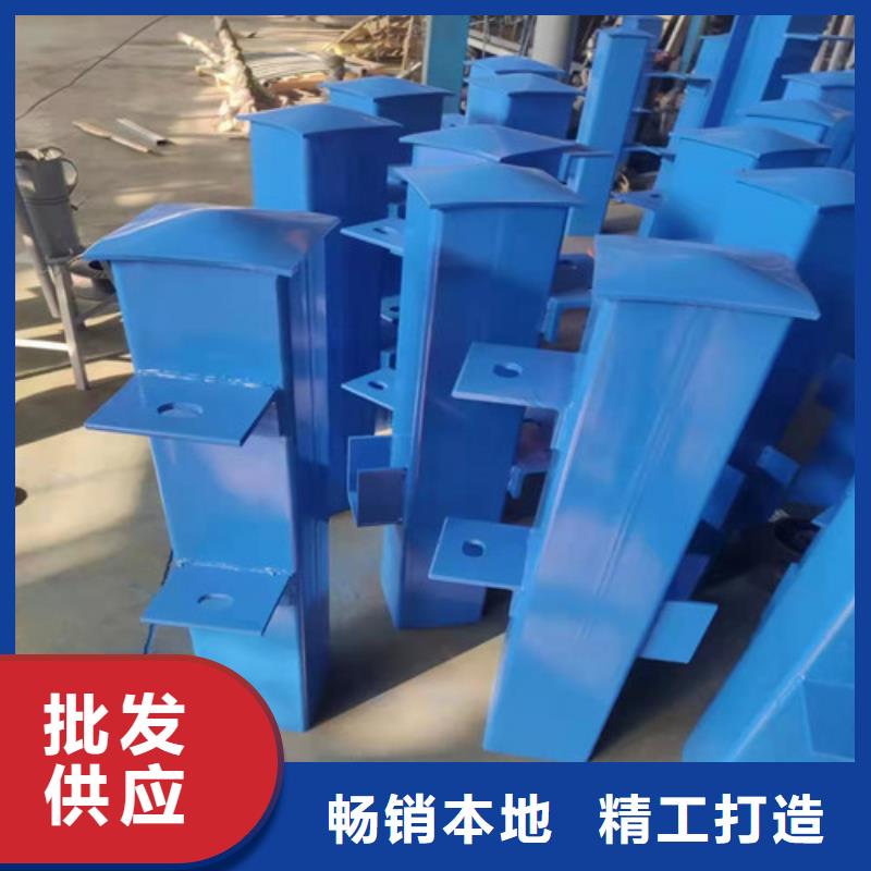 道路护栏_灯光防撞护栏工厂自营