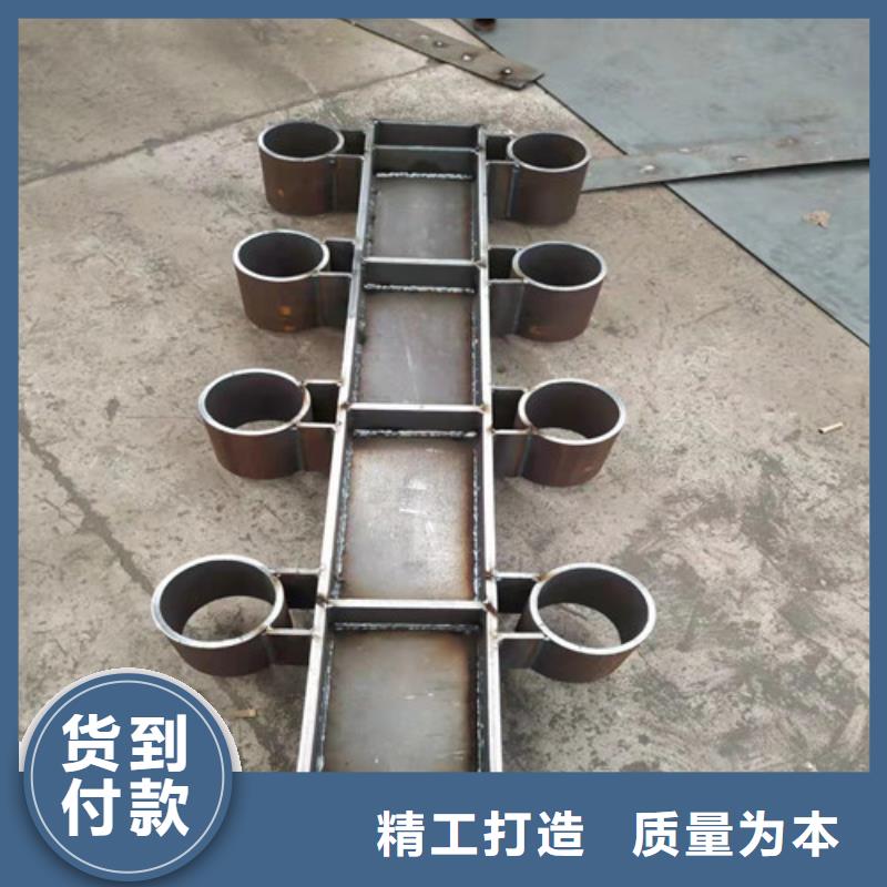 道路护栏_灯光护栏厂家货源