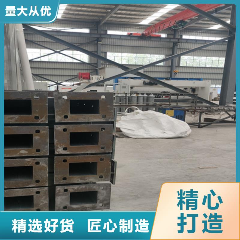 防撞护栏热镀锌立柱量大更优惠