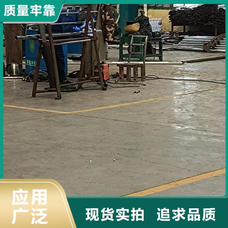 【护栏灯光护栏用品质赢得客户信赖】