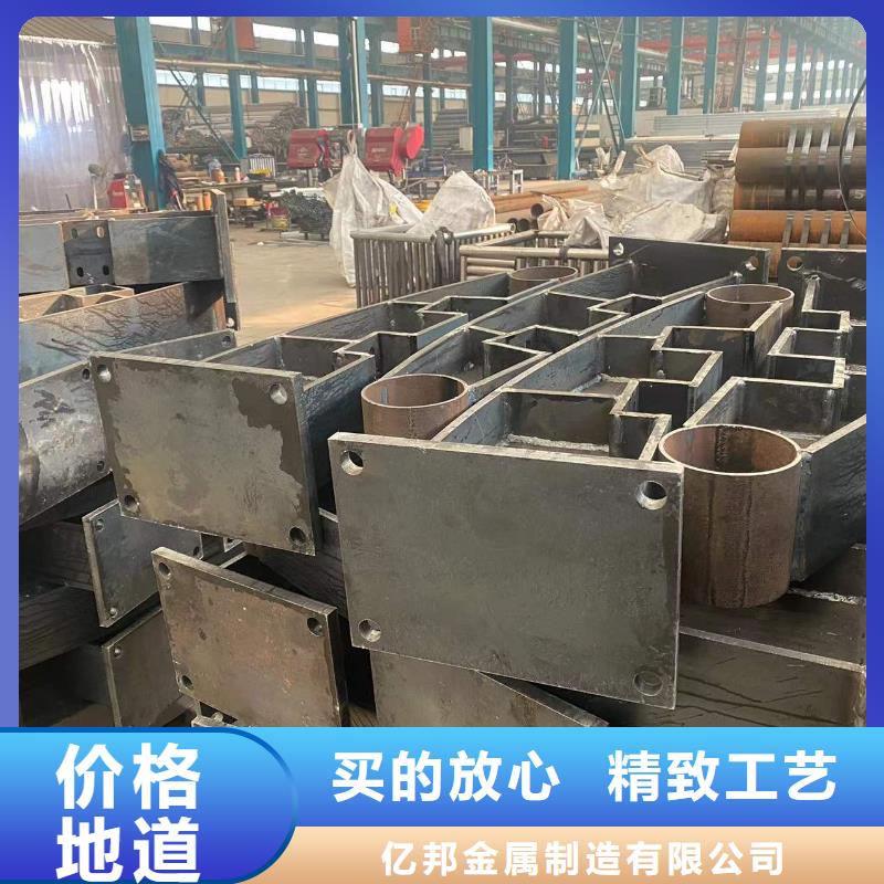 灯箱护栏选对厂家很重要