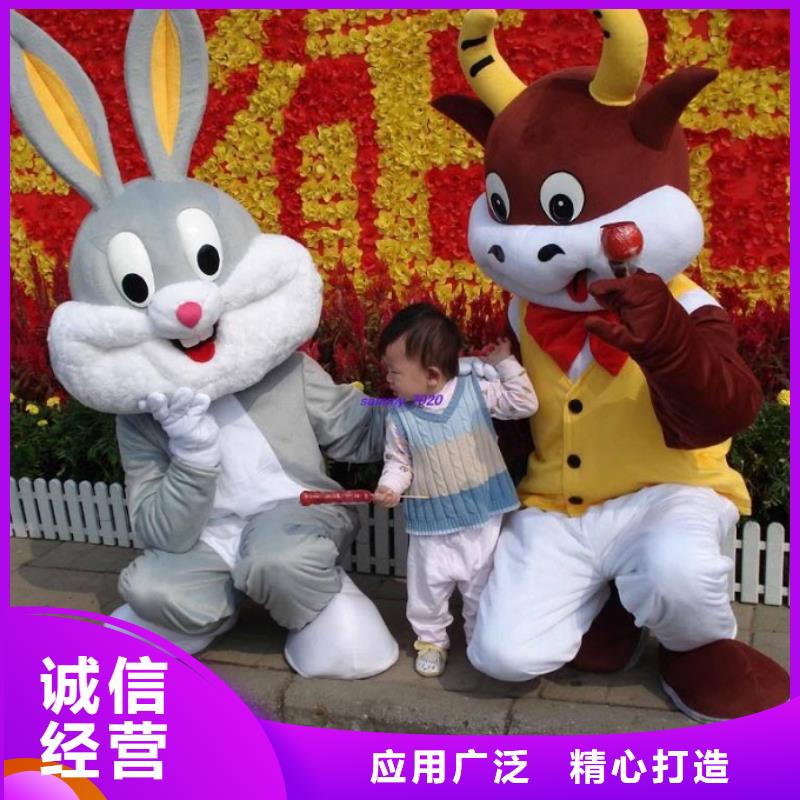 手工人偶服装定制厂家,玩偶服道具质地良