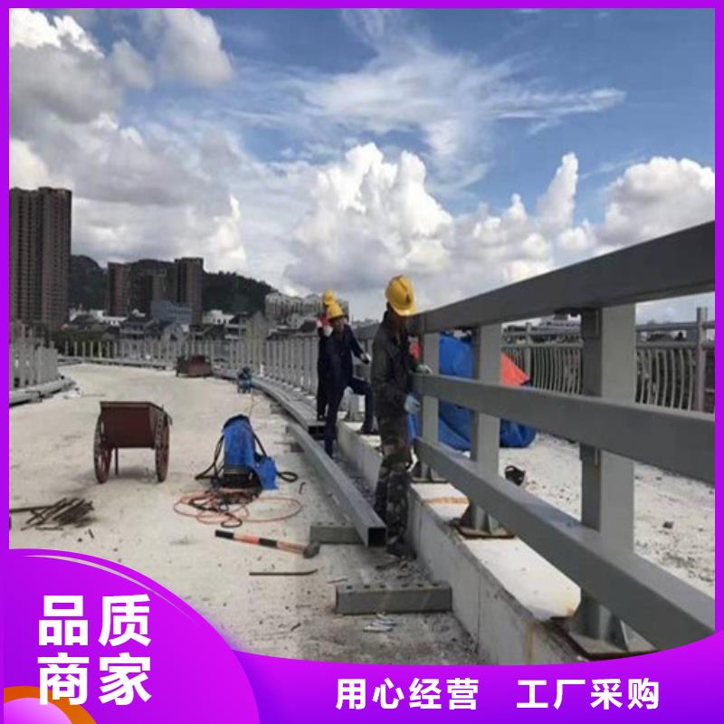 公路防撞护栏厂家-可来厂考察