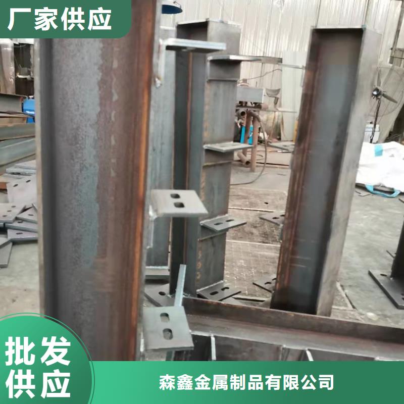 发货速度快的四横梁防撞护栏厂家