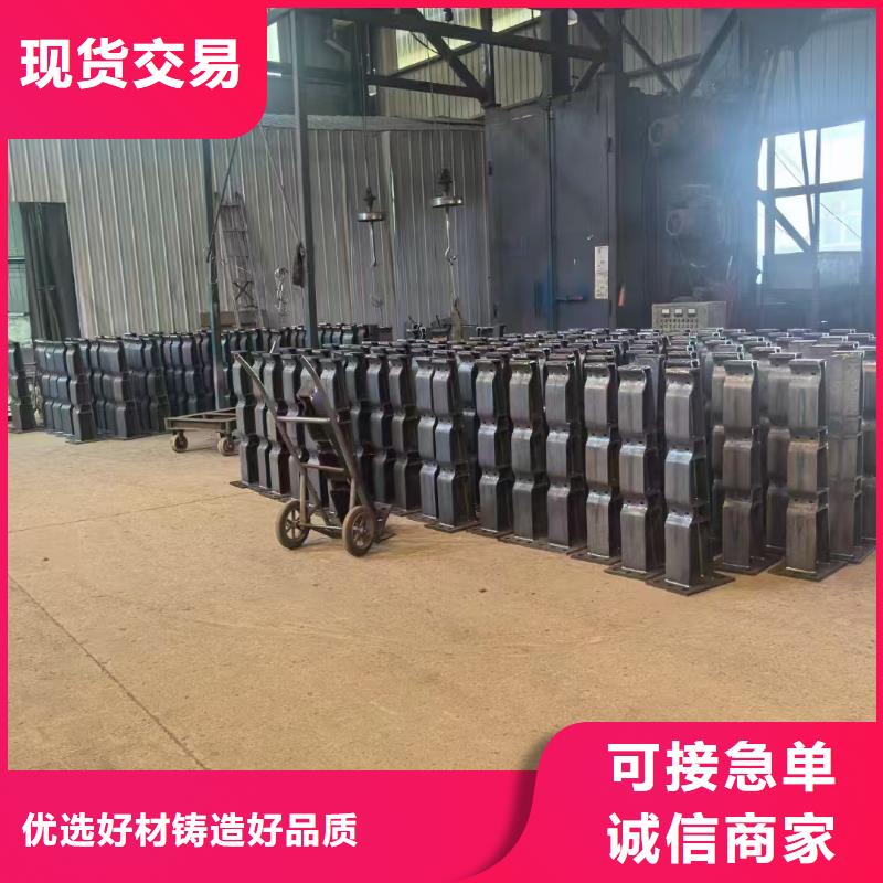 发货速度快的四横梁防撞护栏厂家