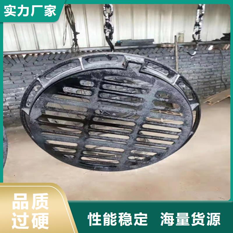 小区球墨铸铁井盖样式众多