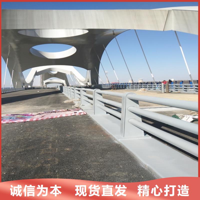 防撞护栏桥梁钢制防撞护栏款式多样