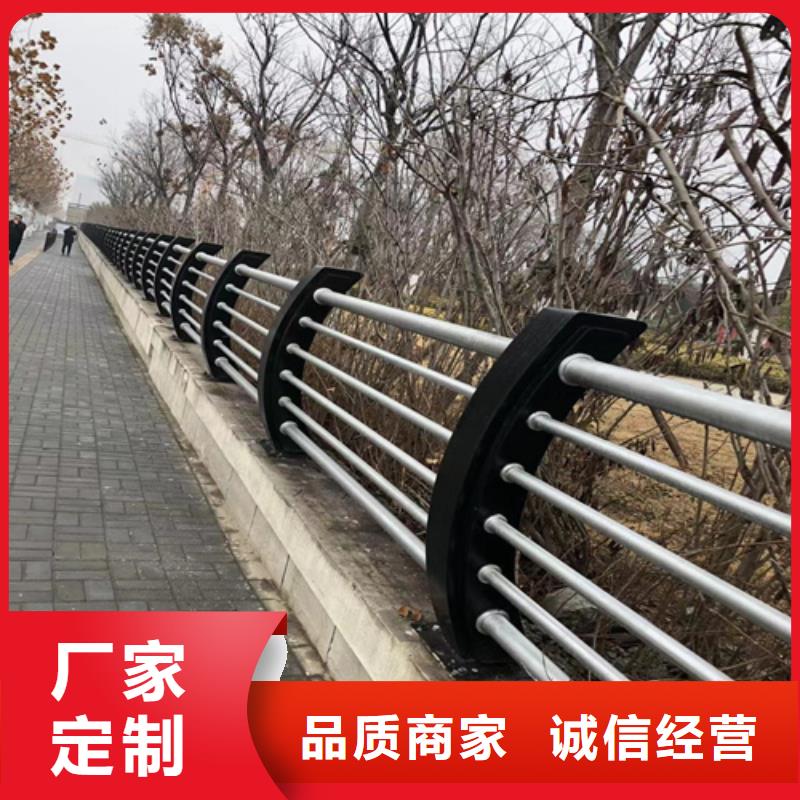 防撞护栏桥上防撞钢护栏细节展示