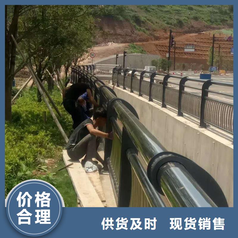 护栏准时交付
