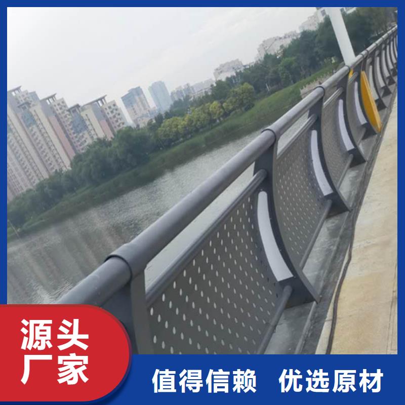 灯光护栏灯光防撞护栏省心又省钱