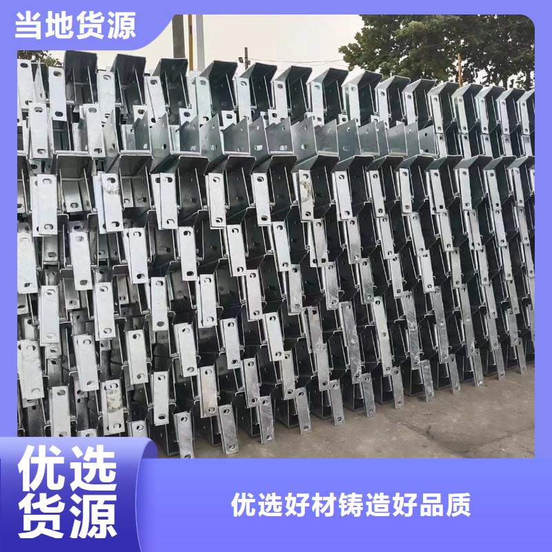 护栏,波形护栏库存量大