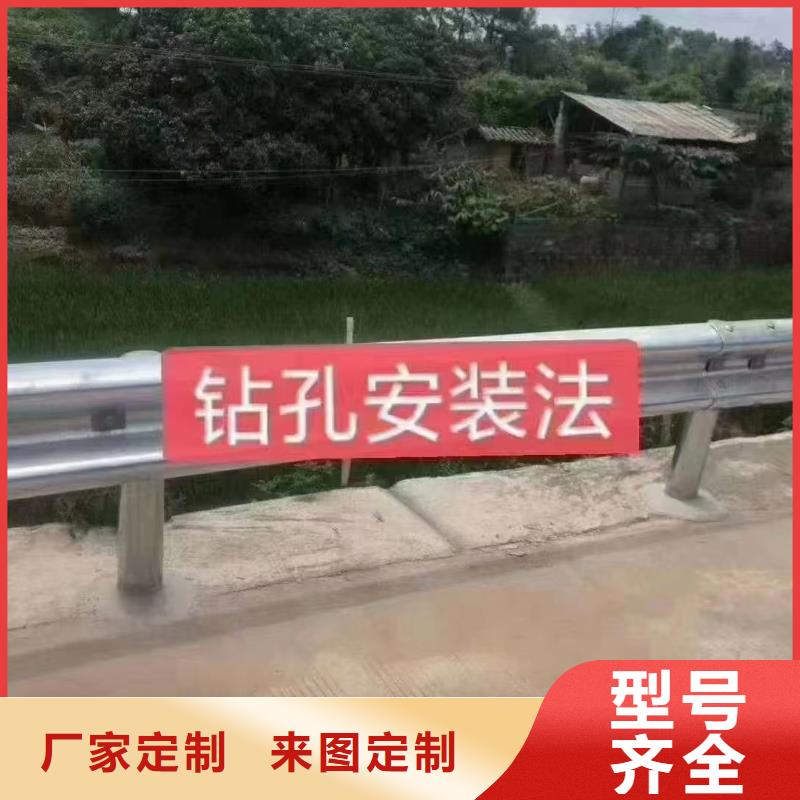 护栏标志牌标志杆厂家质量看得见