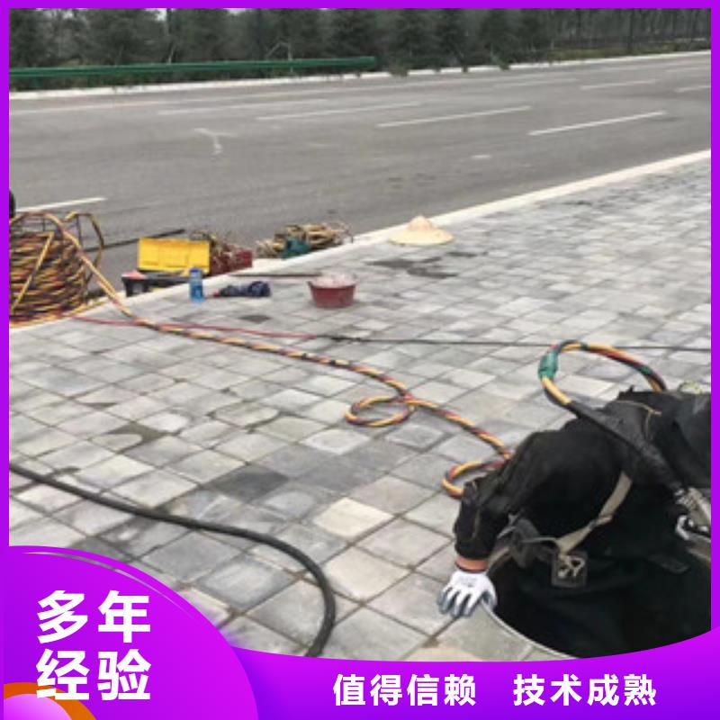 水上浮吊船实力雄厚