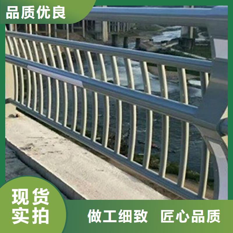 灯光护栏M型防撞护栏专注细节专注品质
