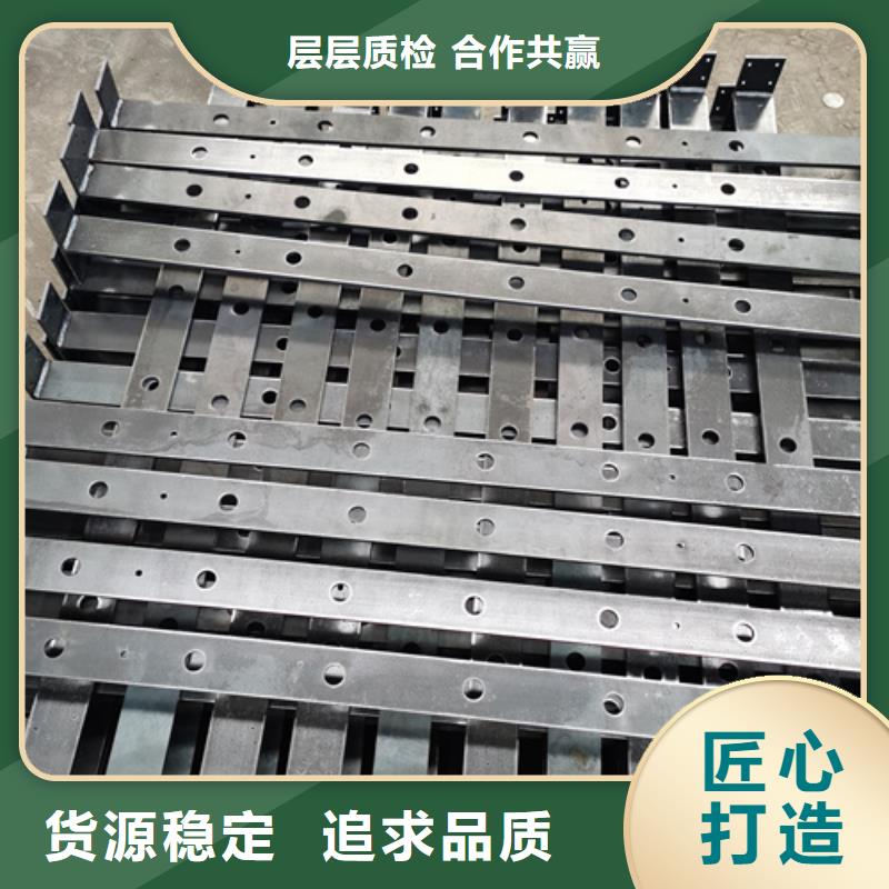 护栏立柱桥梁防撞栏厂家追求细节品质