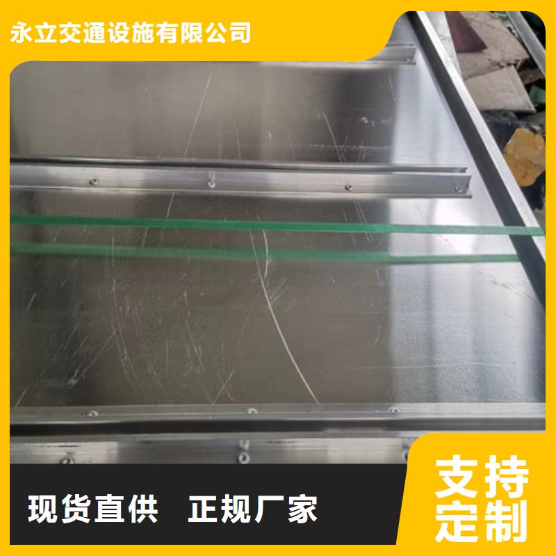 常年供应两波波形护栏-靠谱