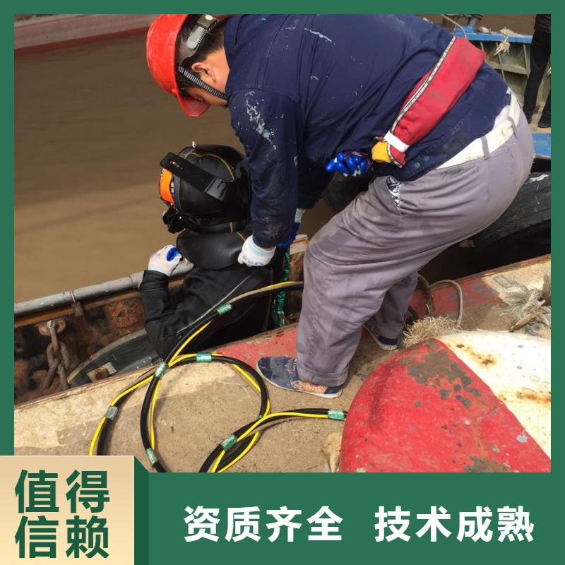 模袋砼护坡施工队
