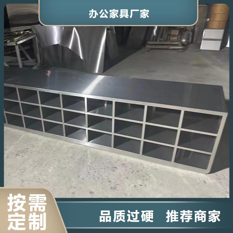 不锈钢更衣柜-不锈钢柜定制多种规格供您选择