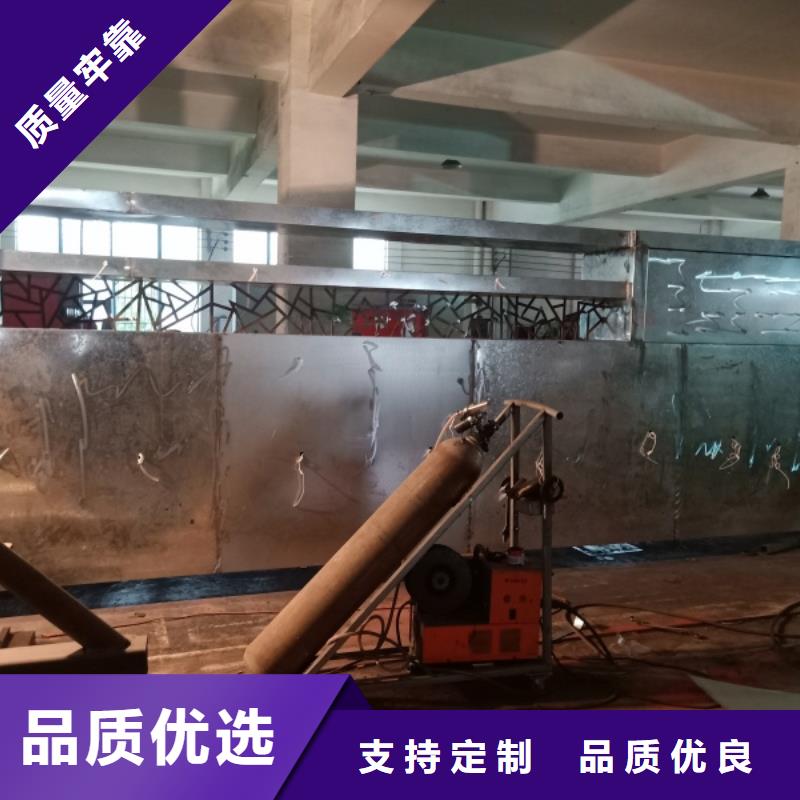 精神堡垒雕塑
按需定制