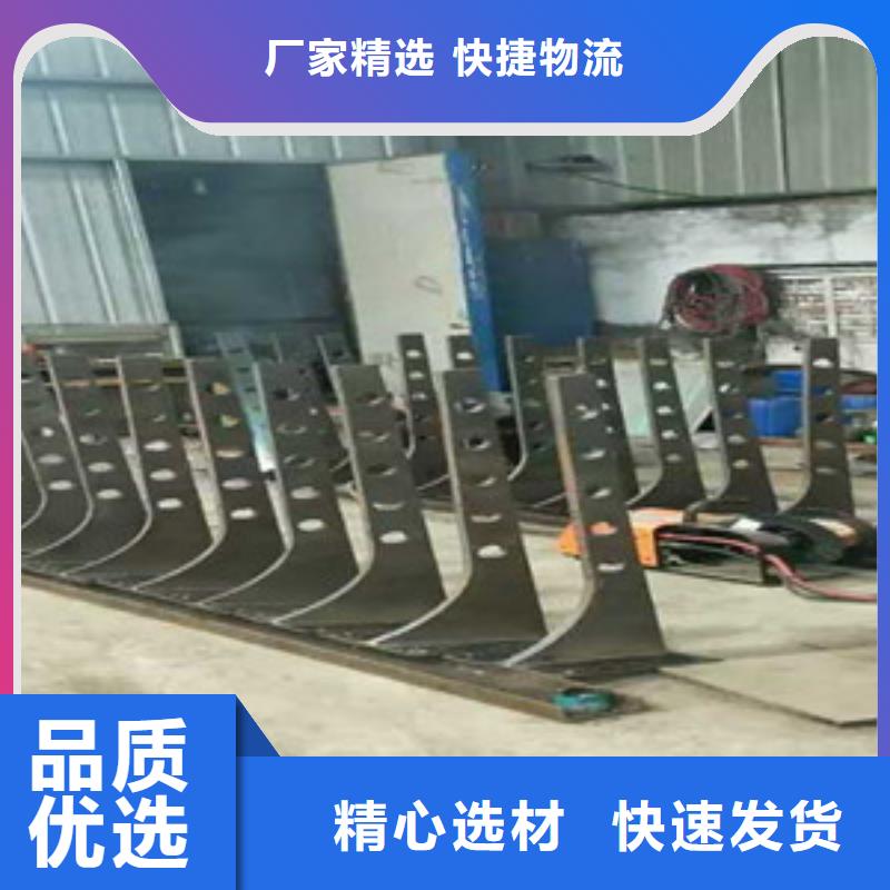 桥梁护栏立柱_【中央分隔栏】多年行业经验
